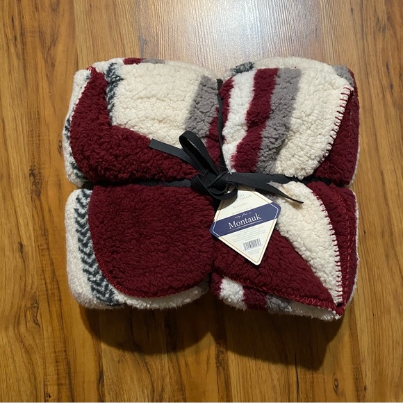 Montauk Other - Montauk Luxury Reversible Berber Throw Size 50 X 60 Inches